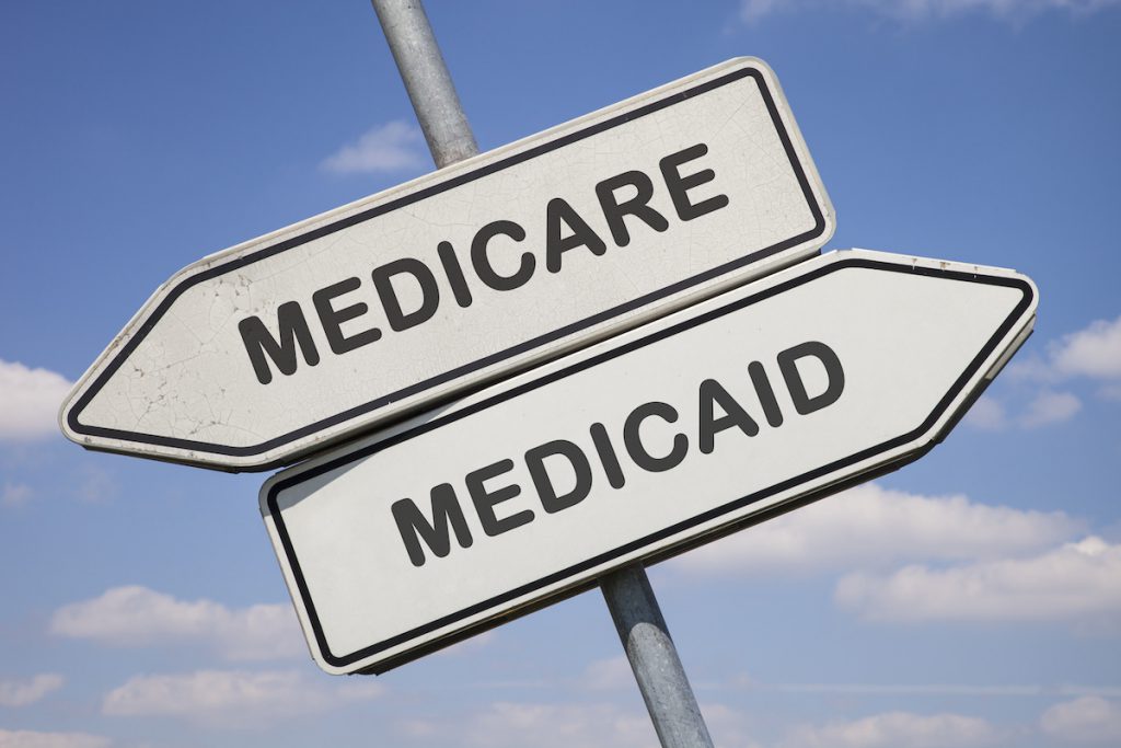 Las coberturas médicas Medicare y Medicaid | Trámites-USA