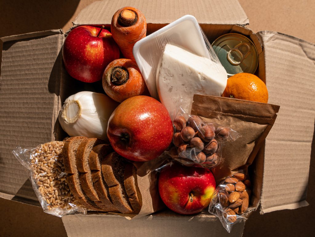 A través del Programa WIC, se pueden recibir paquetes de alimentos con frutas, granos y leche de fórmula.