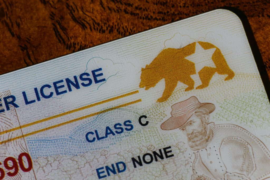 Distintivo de la Licencia de Conducir, Real ID.
