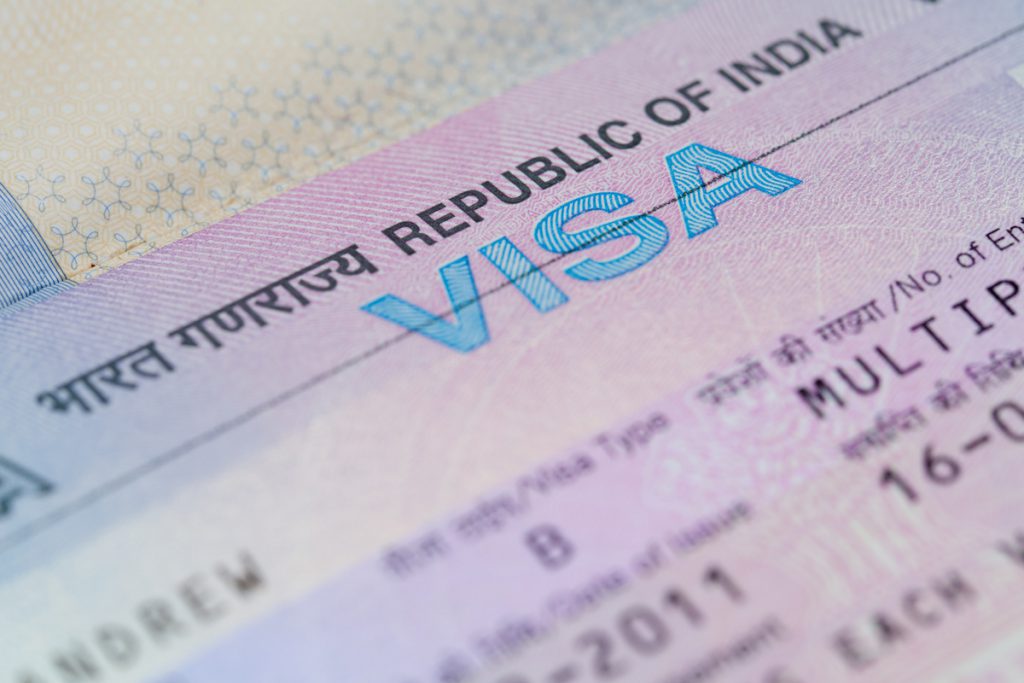El pasaporte debe tener una validez de seis meses para poder tramitar la Visa a la India.