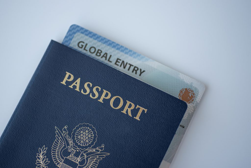 El programa Global Entry permite la entrada rápida cuándo se llega a USA.